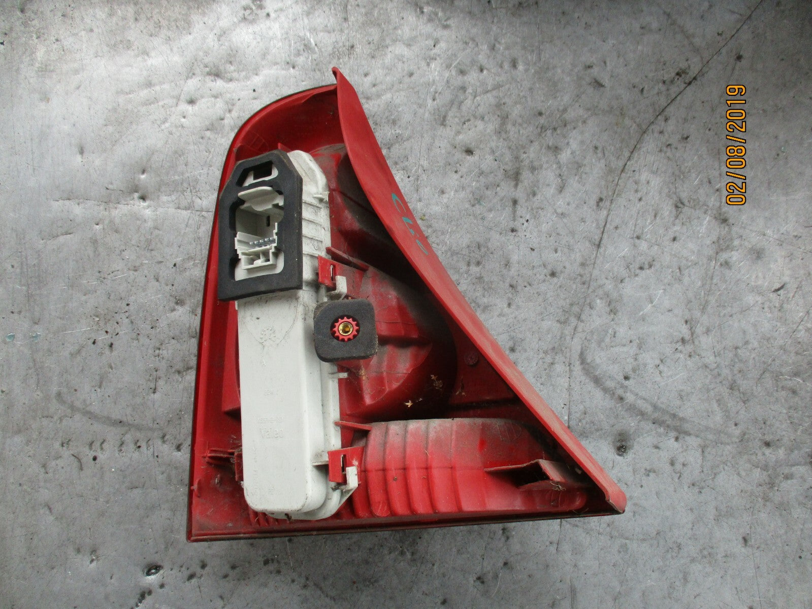 RENAULT CLIO MK2 OSR DRIVER SIDE REAR LIGHT TAIL LIGHT