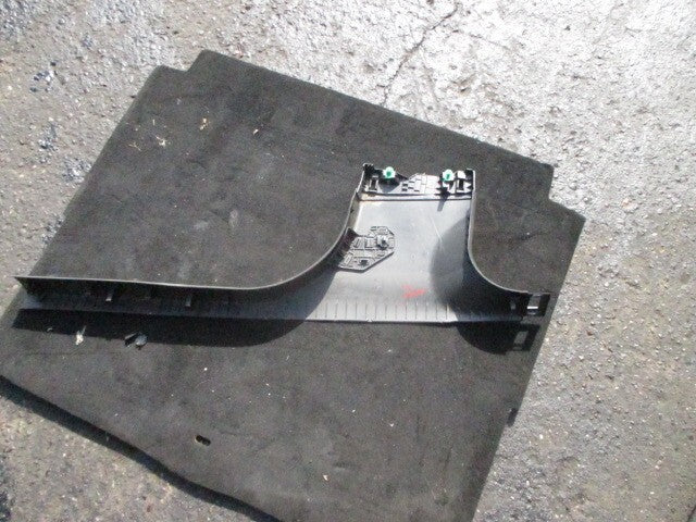 2024 VAUXHALL ASTRA L LOWER LEFT SIDE B PILLAR TRIM PANEL 9847054280