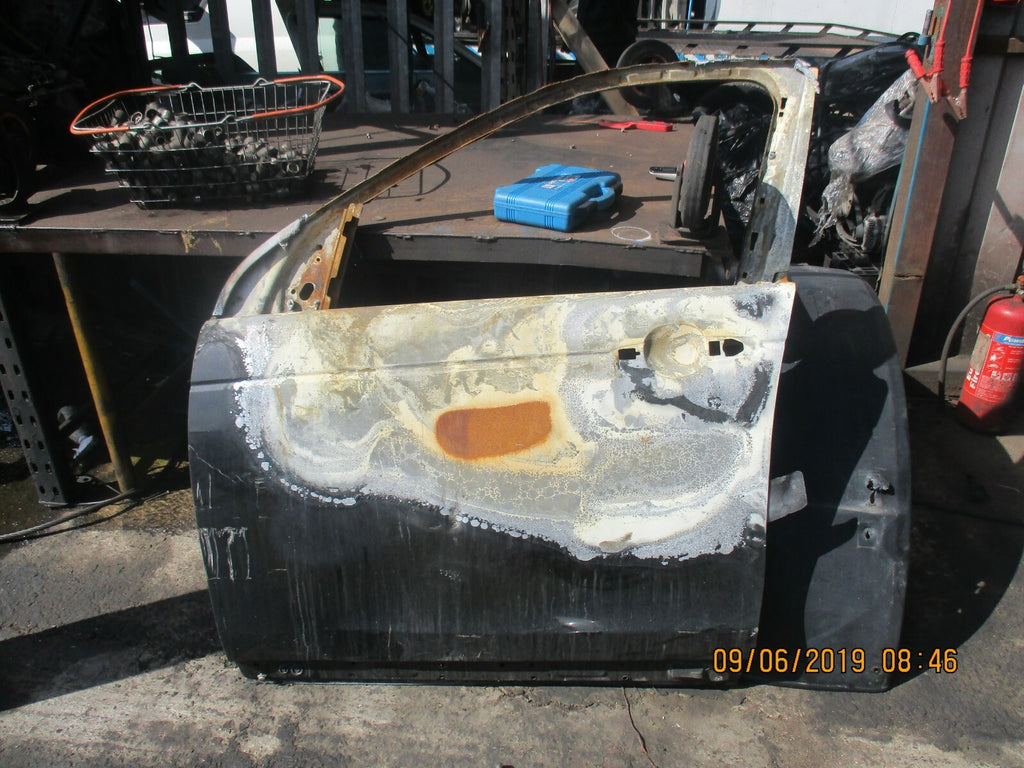 LAND ROVER DISCOVERY SPORT L550 NSF PASSENGER SIDE FRONT DOOR BARE DAMAGED