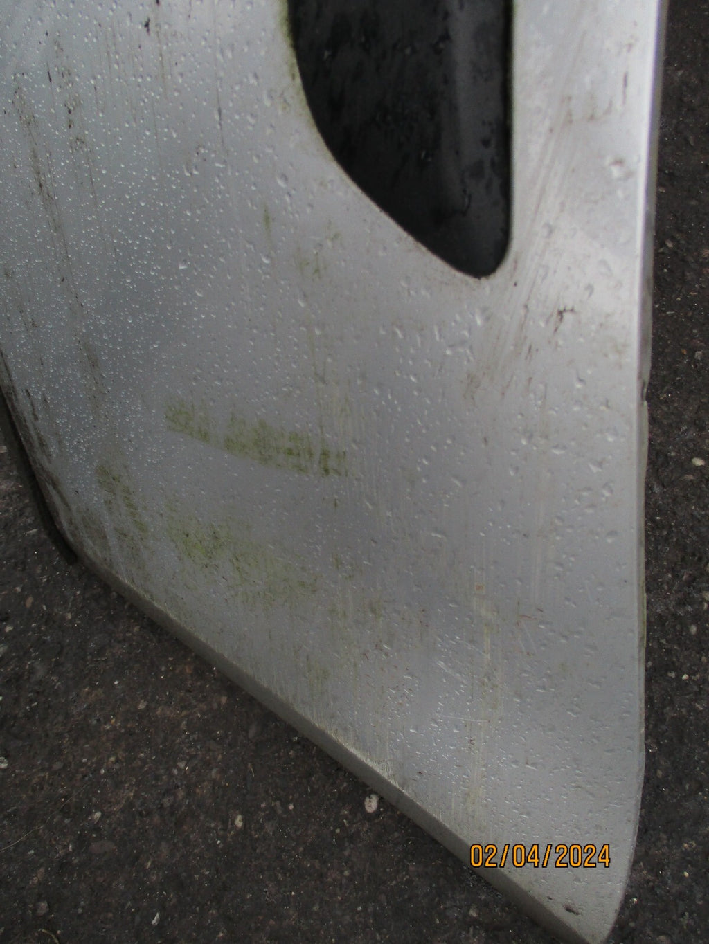 2006 VW VOLKSWAGEN GOLF MK5 FRONT BUMPER SILVER