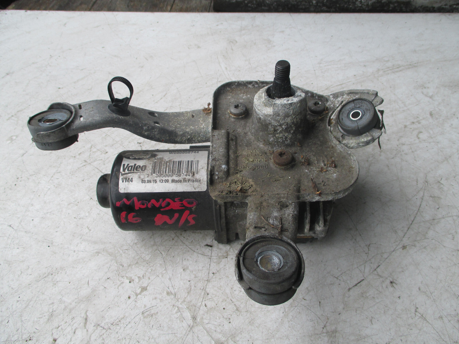 FORD MONDEO MK5 2016 NS PASSENGER SIDE FRONT WIPER MOTOR DS7317504DD