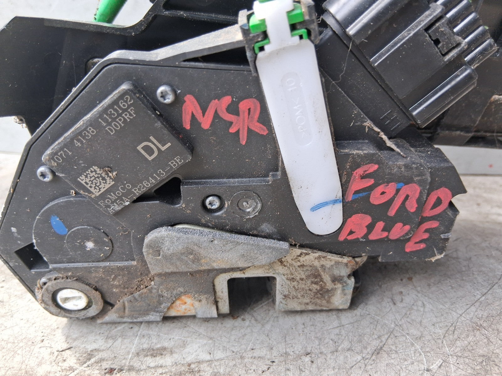 FORD FIESTA MK7 NSR PASSENGER SIDE REAR LEFT DOOR LOCK MECHANISM