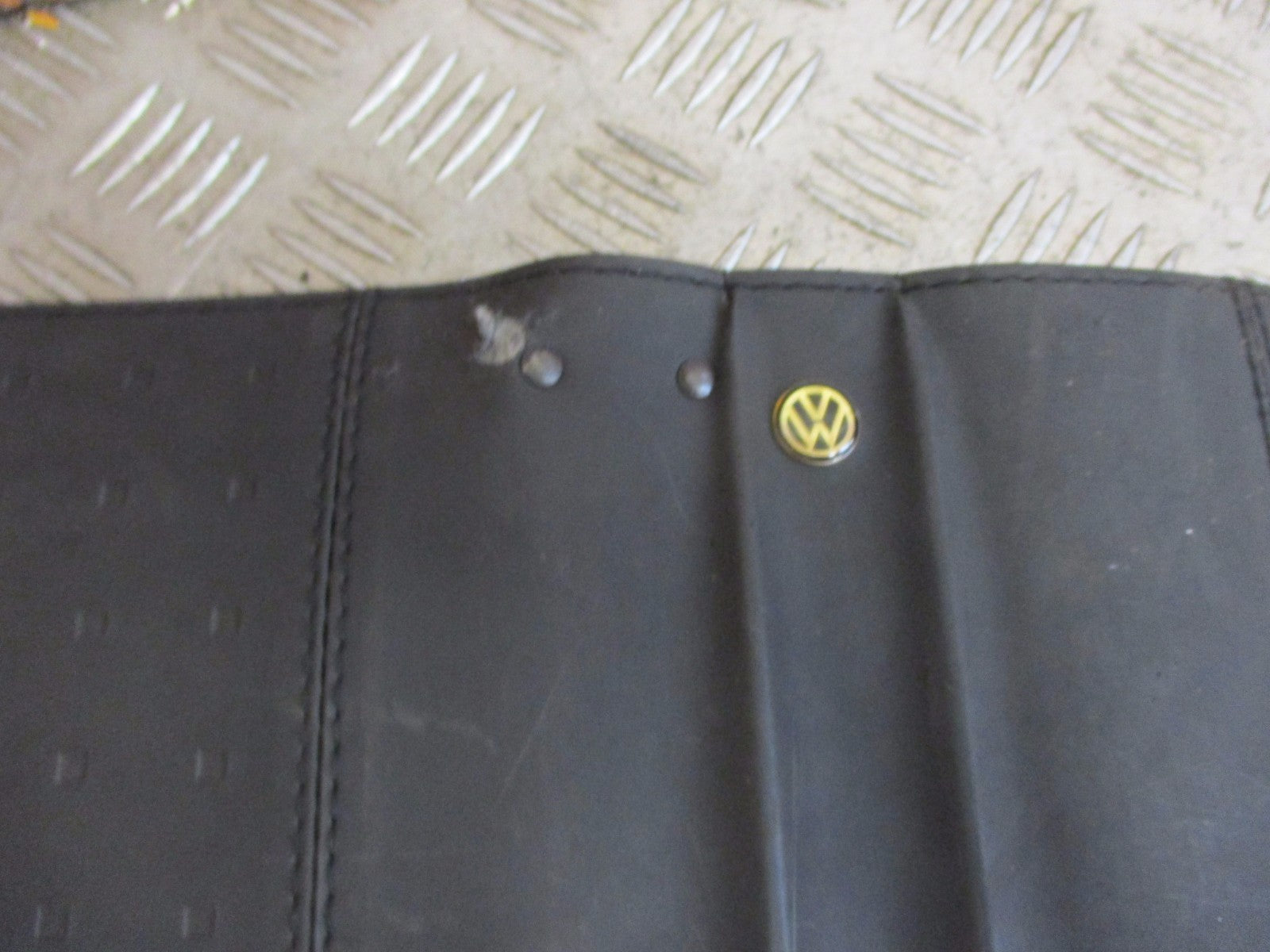 VOLKSWAGEN VW BORA HANDBOOK LEATHER WALLET POUCH OWNERS MANUAL FOLDER