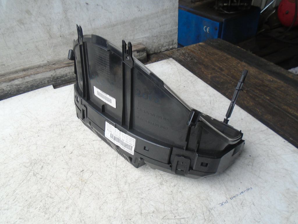 MERCEDES BENZ C CLASS W204 2012 2.1 DIESEL SPEEDOMETER INSTRUMENT CLUSTER