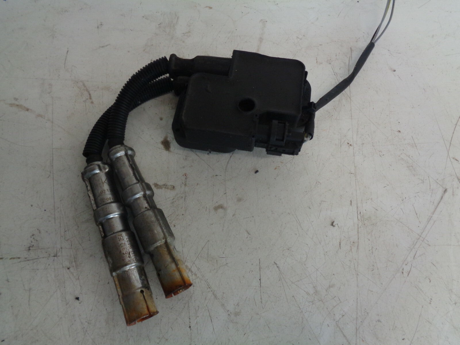 MERCEDES BENZ CLK 320 A209 C209 IGNITION COIL A0001587803