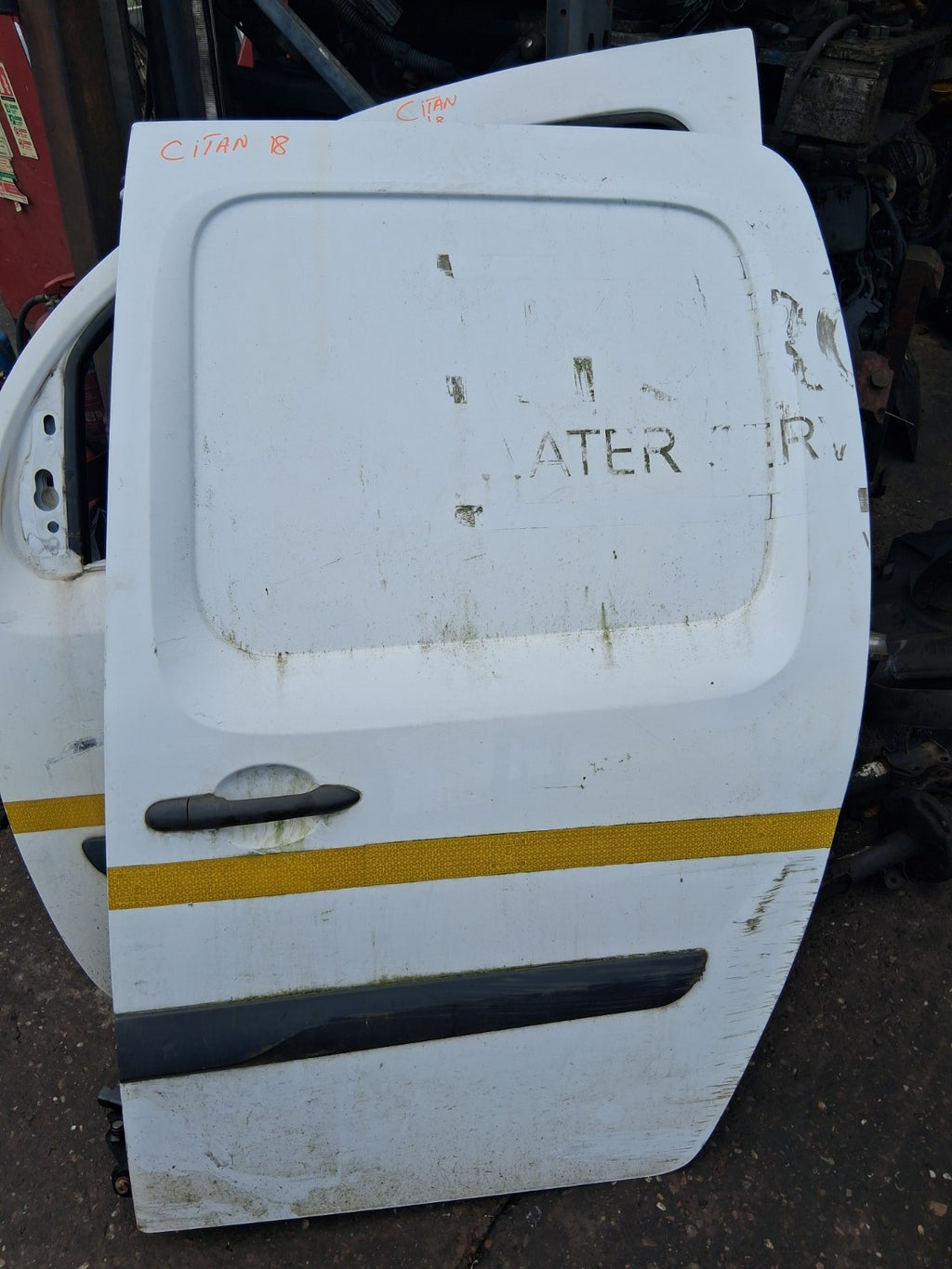 2018 MERCEDES-BENZ CITAN W415 NS PASSENGER SIDE SLIDING COMPLETE DOOR WHITE