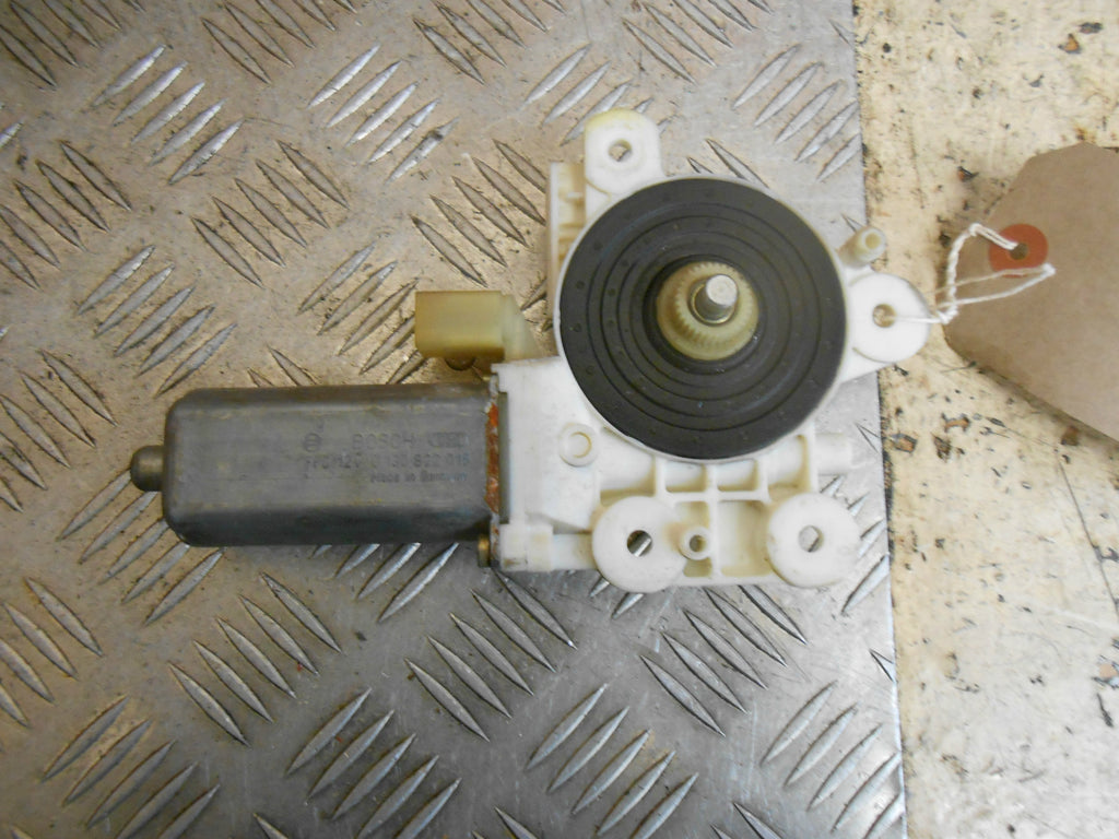 MERCEDES A CLASS W168 1999 NSF PASSENGER SIDE FRONT WINDOW MOTOR A1688203762