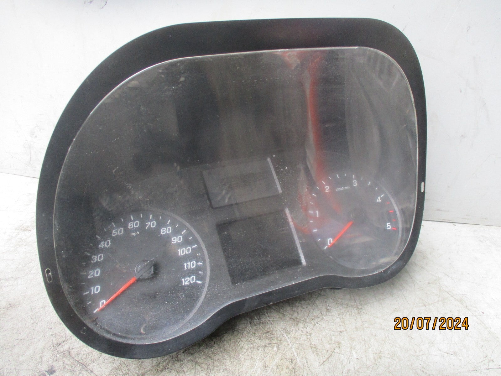 MERCEDES BENZ SPRINTER W907 2021 2.1 DIESEL SPEEDO SPEEDOMETER A9079005806