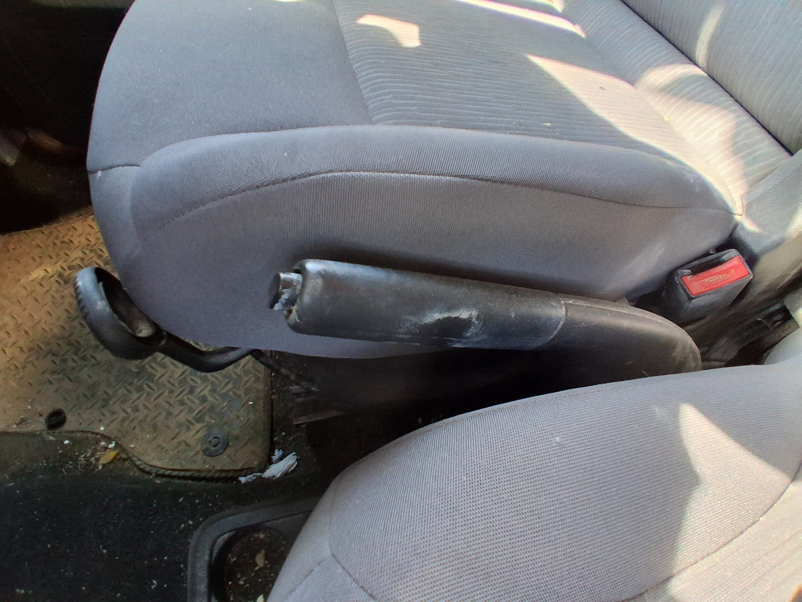 2015 PEUGEOT PARTNER MK2 MANUAL PARKING HANDBRAKE LEVER
