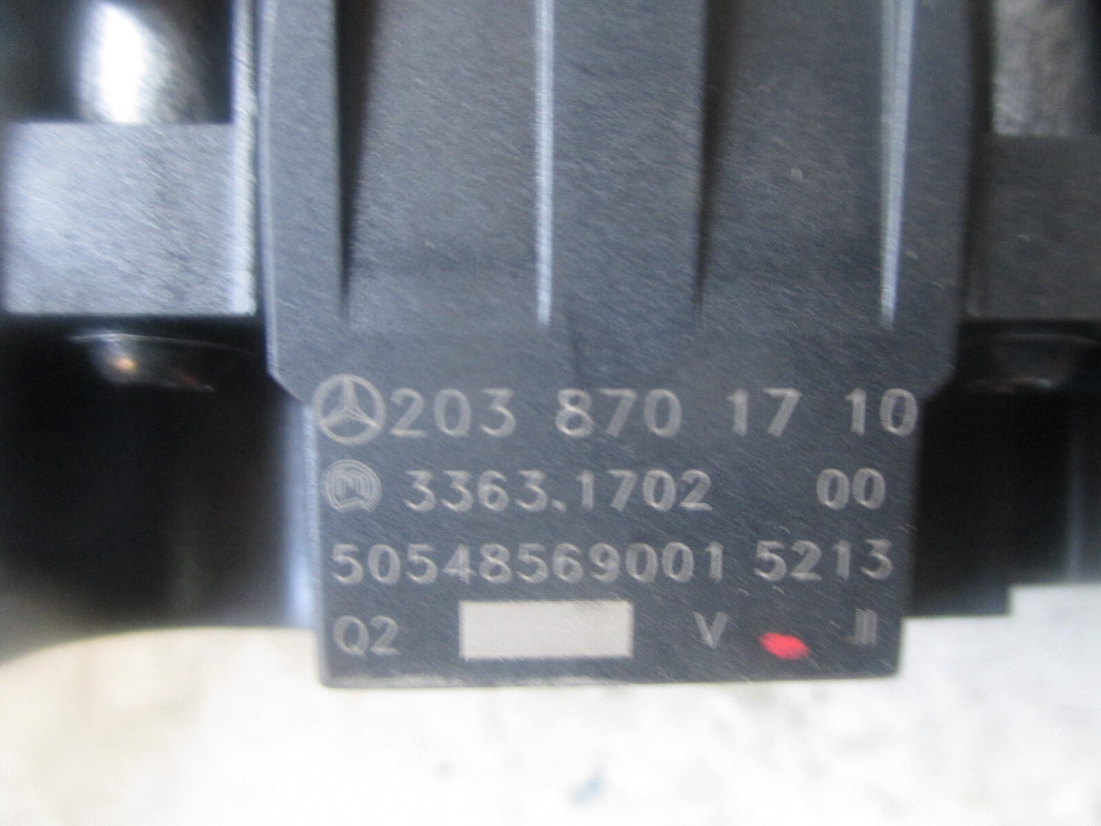 2006 MERCEDES C CLASS W203 HAZARD ESP SWITCH LOCK SWITCH PANEL 2038701710