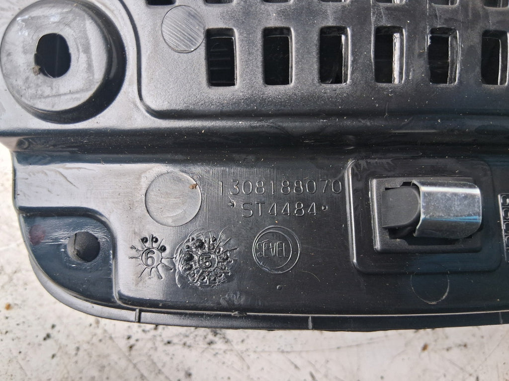2016 PEUGEOT BOXER MK3 FRONT DASH STORAGE COMPARTMENT CLIP BOARD 1308188070