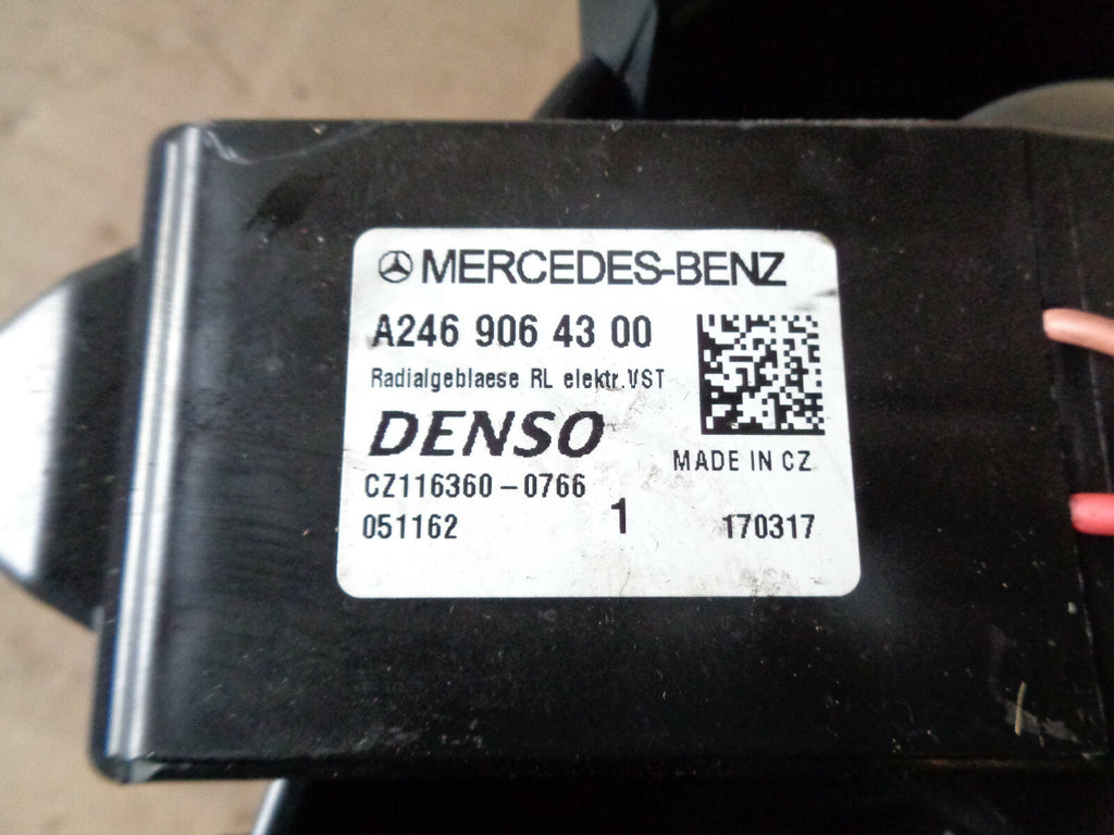 MERCEDES A CLASS A180 2017 HEATHER AIR BLOWER MOTOR FAN ASSEMBLY A2469064300