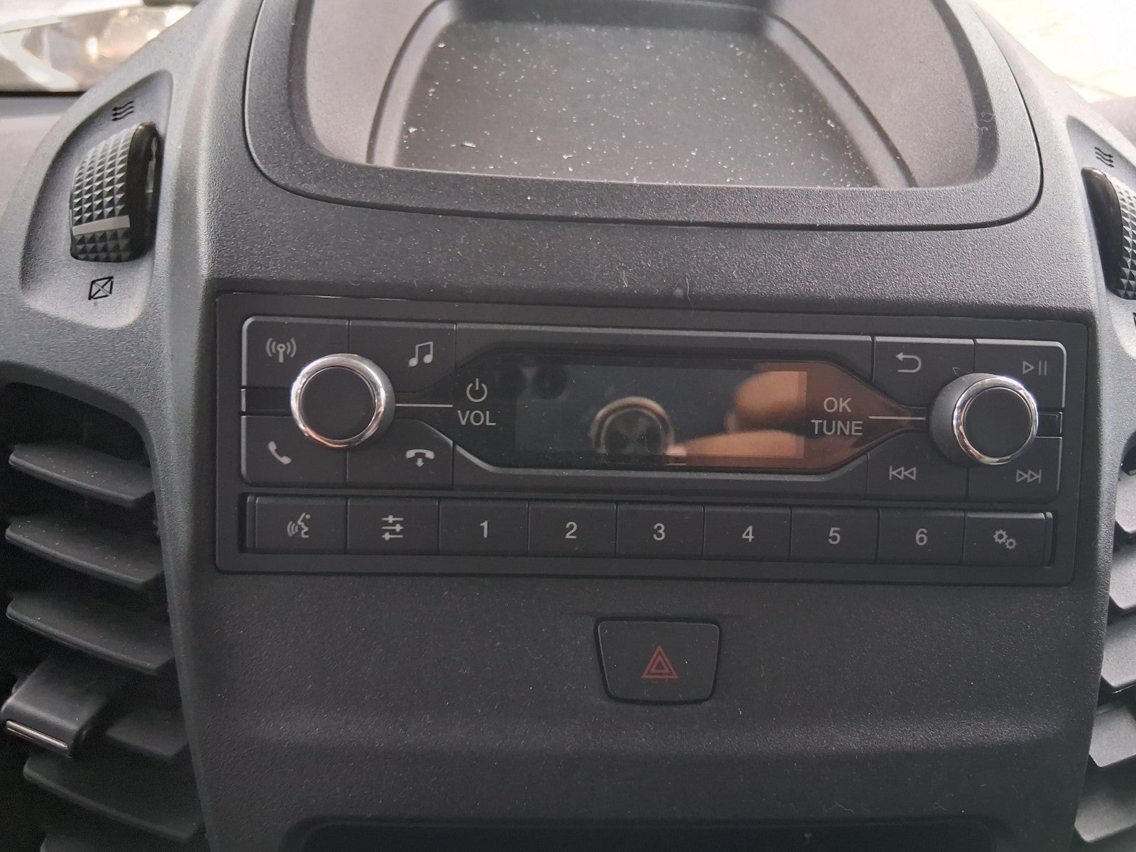 2024 FORD TRANSIT CONNECT MK2 RADIO STEREO MEDI A HEAD UNIT