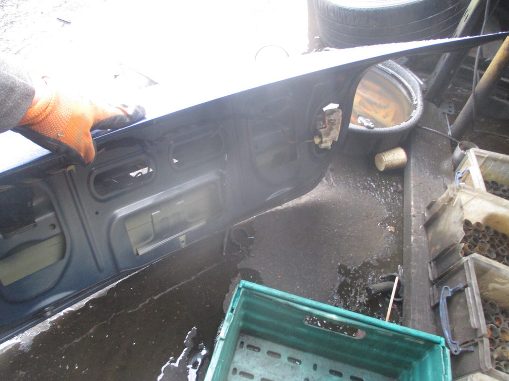 BMW 3 SERIES E90 2008 SALOON REAR TAILGATE BOOTLID BLUE