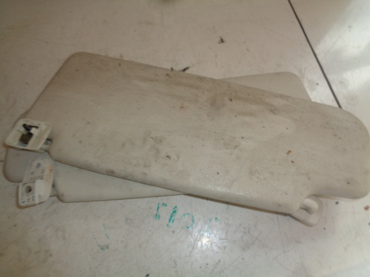 VW VOLKSWAGEN PASSAT CC 2012 FRONT BOTH SIDE SUN VISOR CREAM