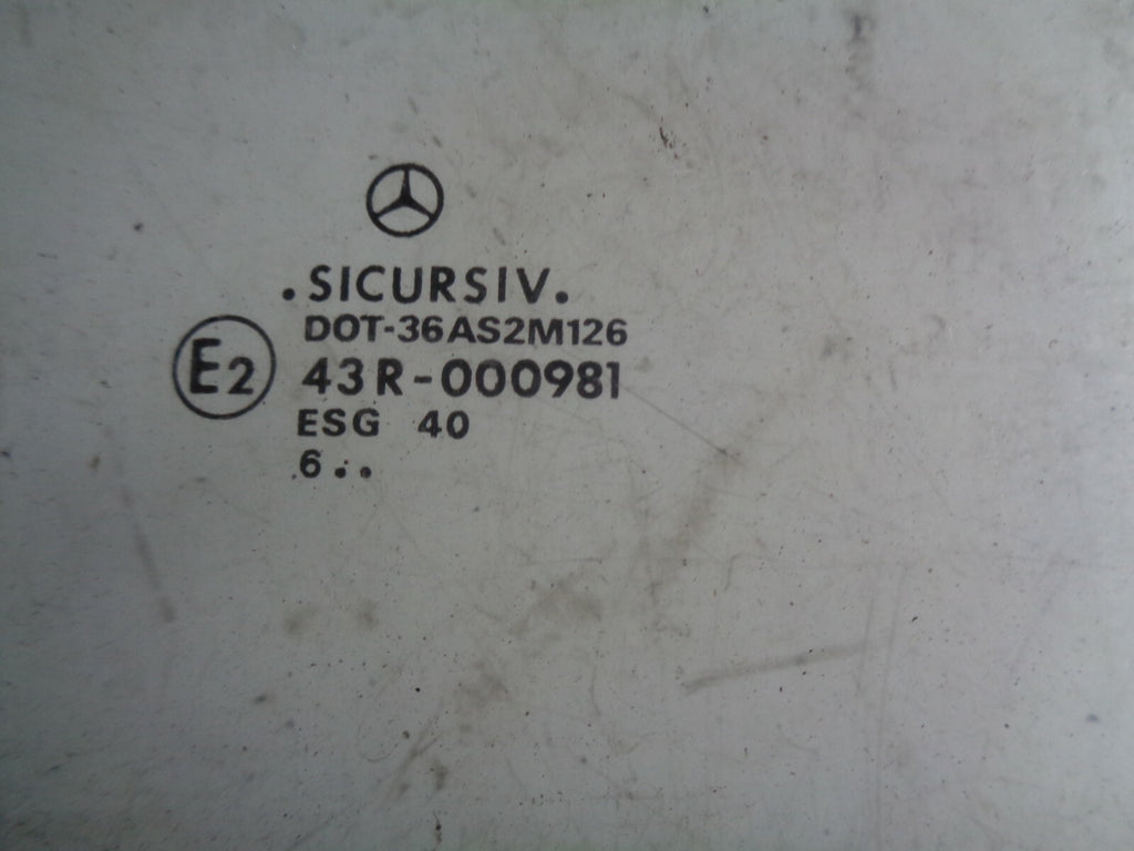 MERCEDES BENZ VITO VAN 2001 FRONT OS DRIVER SIDE DOOR BARE GLASS