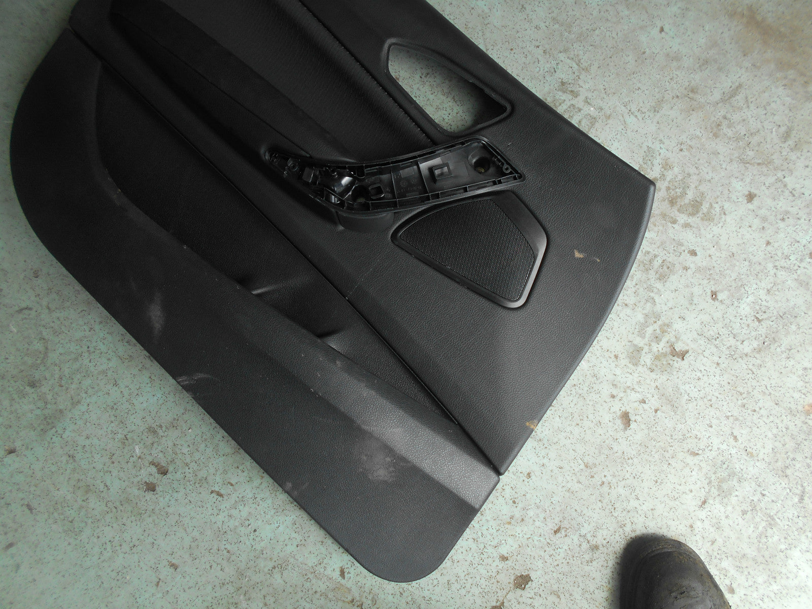 BMW 1 SERIES F20 2016 2017 NSF PASSENGER SIDE FRONT DOOR CARD