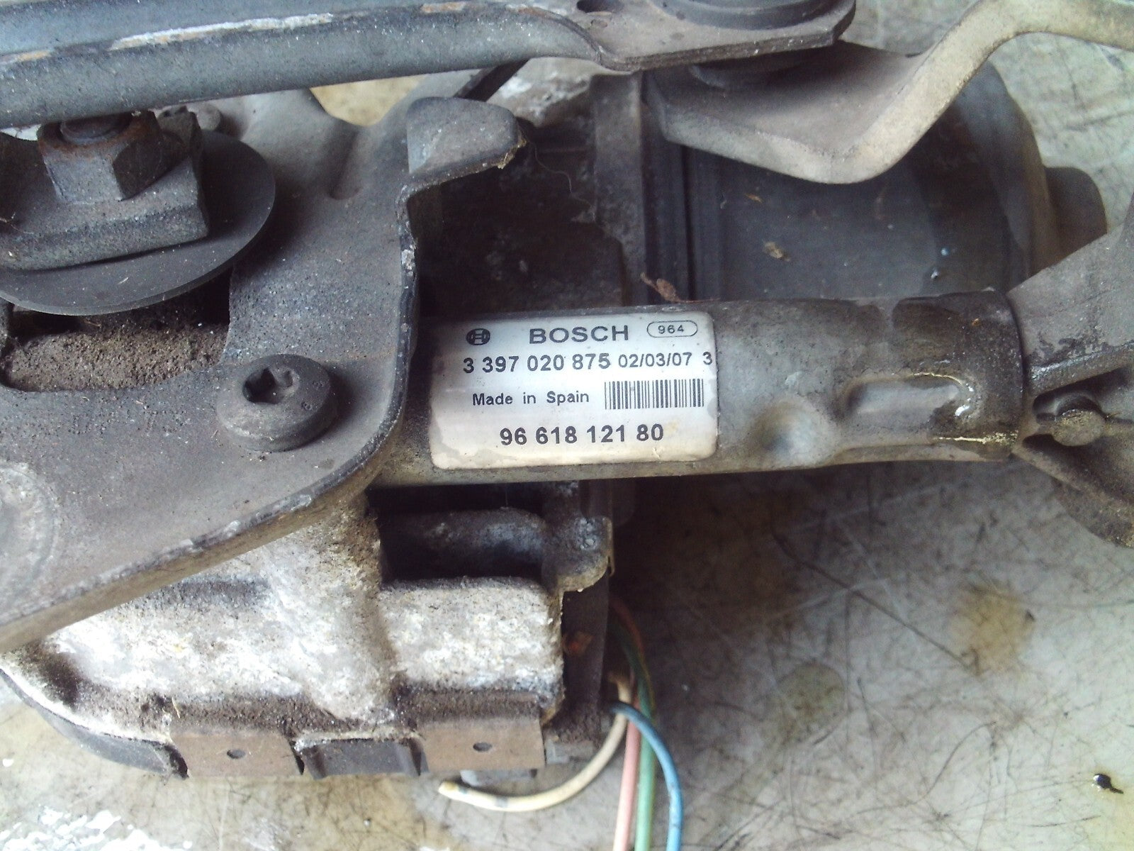2007 PEUGEOT 407 NS PASSENGER SIDE WINDSCREEN WIPER MOTOR 9661812180