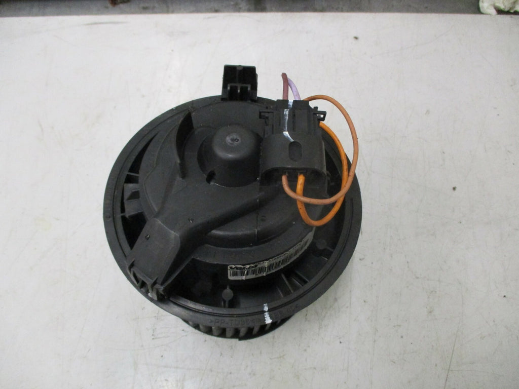RENAULT CLIO MK4 2013 HEATER AIR FAN BLOWER MOTOR ASSEMBLY T1029527H