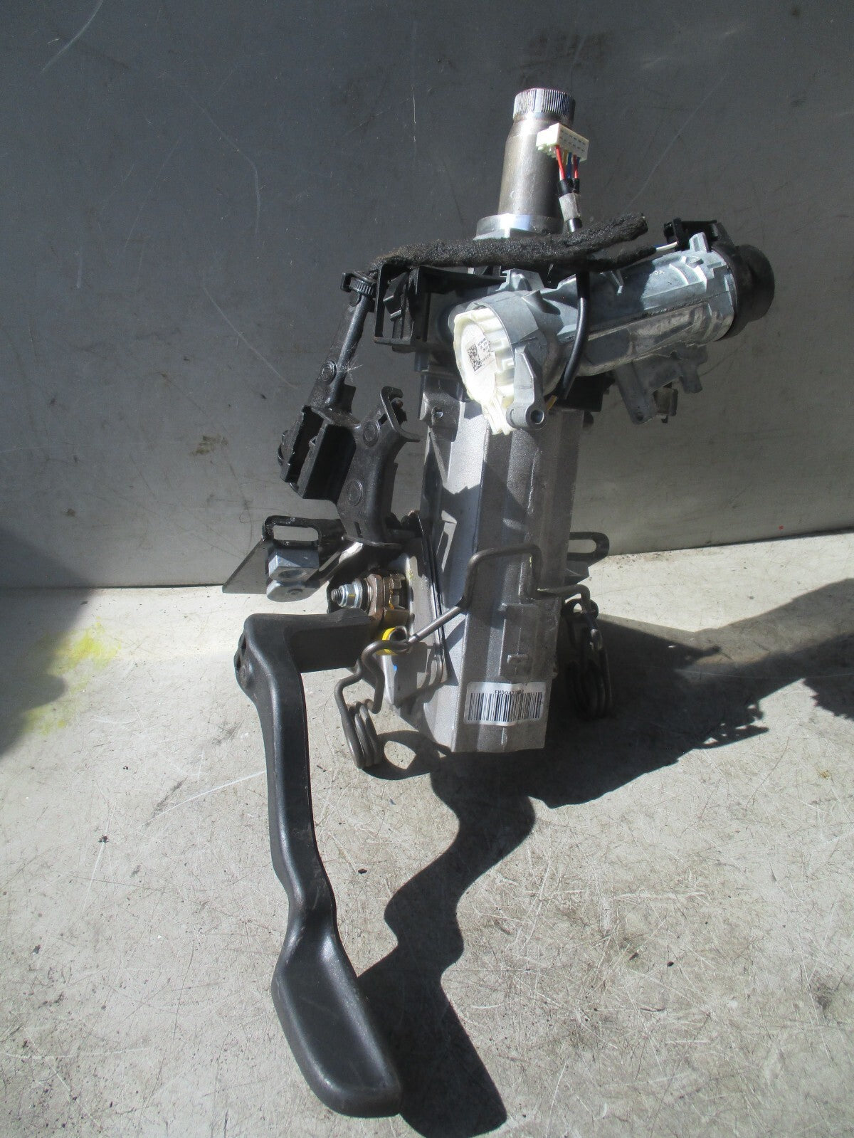 AUDI A1 8X 2015 UPPER TOP ADJUSTABLE STEERING COLUMN SHAFT A0038005