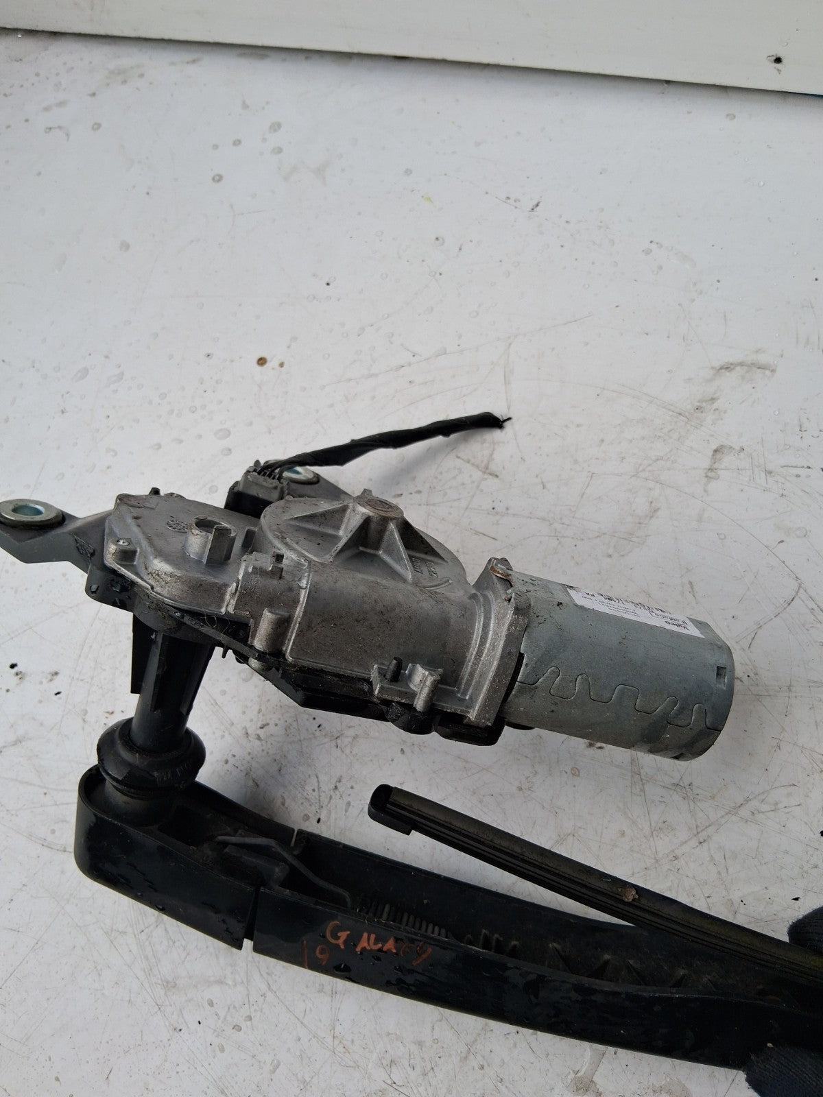 2019 FORD GALAXY MK4 REAR WINDSCREEN WINDOW WIPER MOTOR W000036181D