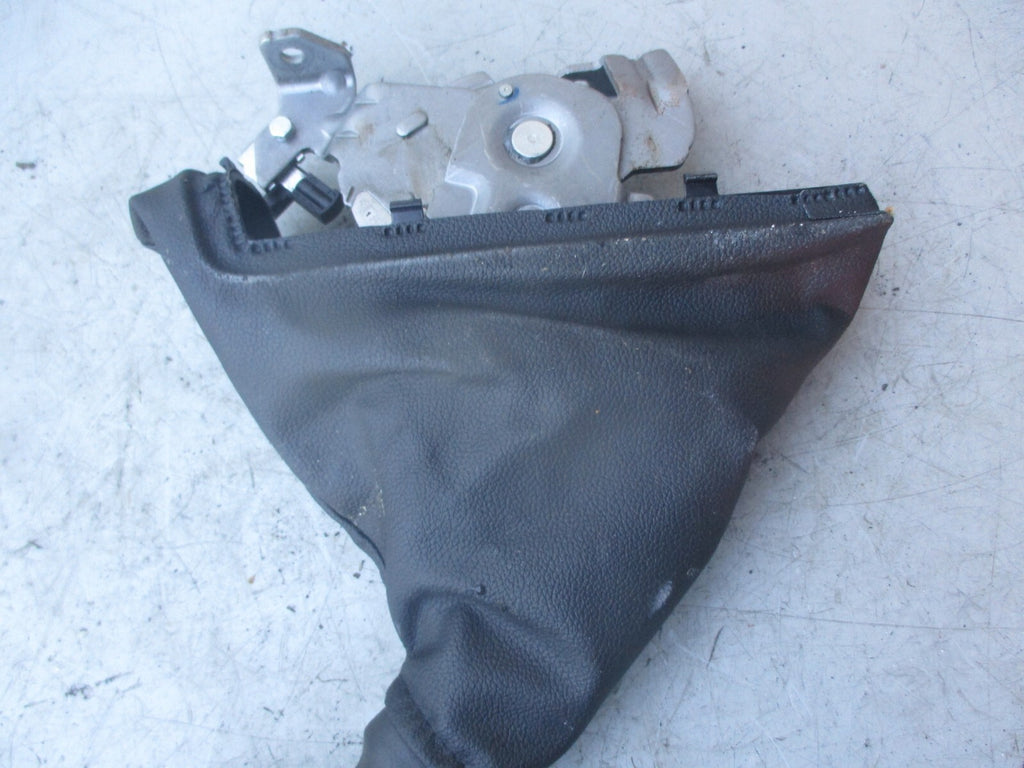 2018 VAUXHALL CORSA E MANUAL PARKING HANDBRAKE LEVER BLACK LEATHER 39015856
