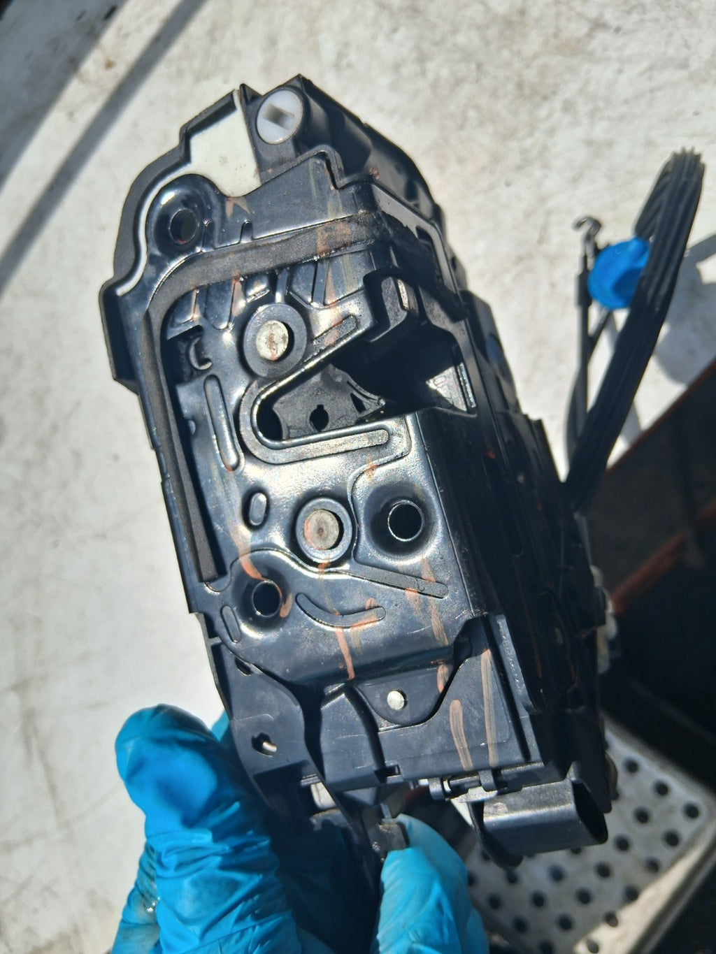 2016 SEAT IBIZA MK4 NSR PASSENGER SIDE REAR LEFT DOOR LOCK MECH 25A5N2837015