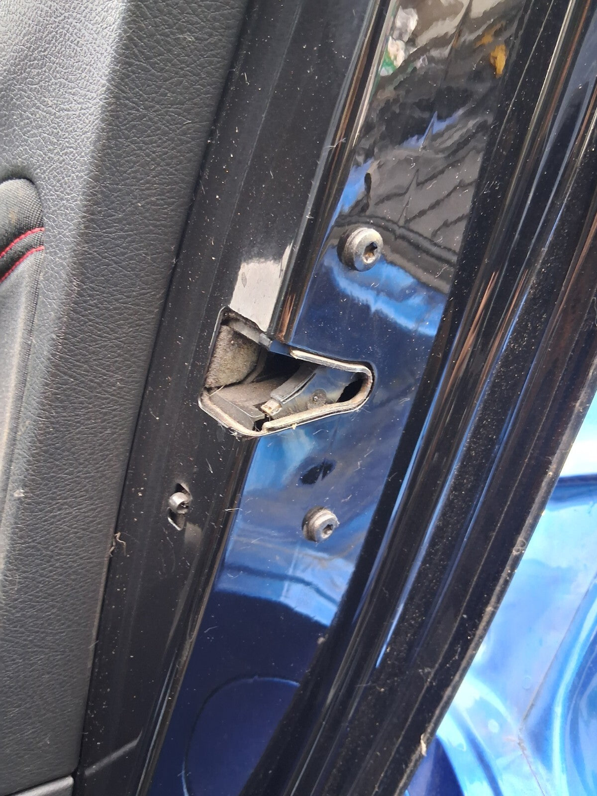 2015 BMW 1 SERIES F20 LCI FACELIFT OSR DRIVER SIDE REAR DOOR LOCK MECHANISM