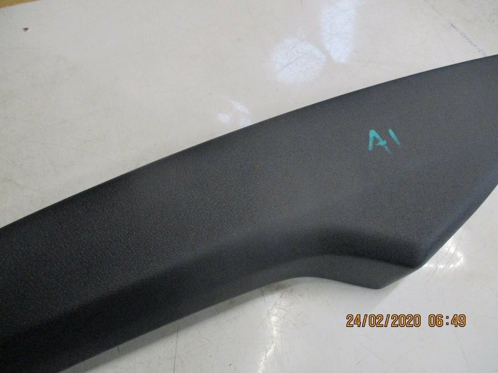 AUDI A1 MK1 8X 2017 OS DRIVER SIDE DOOR CARD LEATHER PAD TRIM PANEL 8X3867174