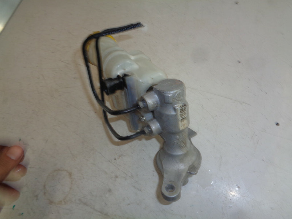 FORD KA MK2 2012 1.2 PETROL BRAKE MASTER CYLINDER