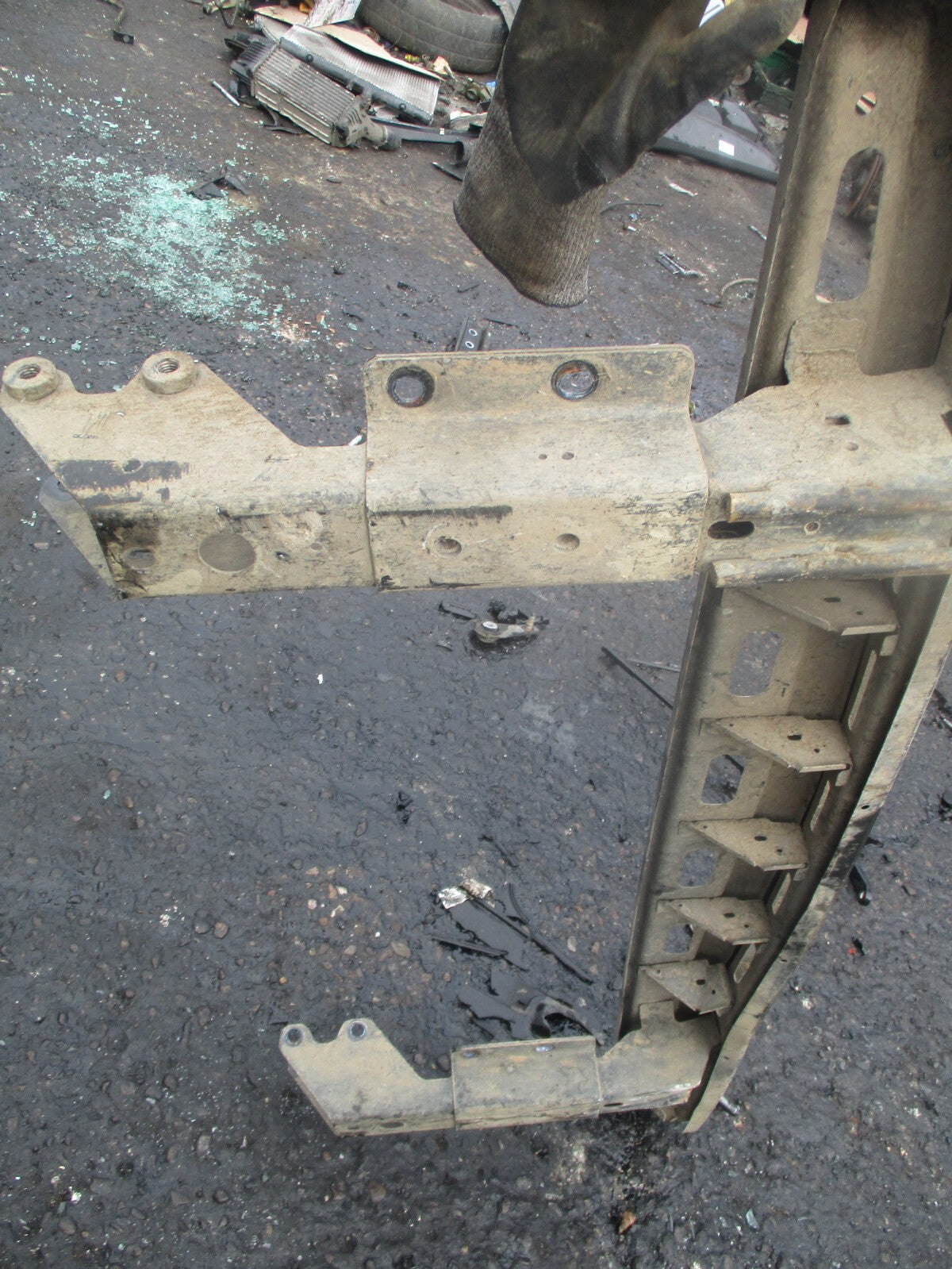 2021 FORD TRANSIT 350 MK8 REAR METAL STEP