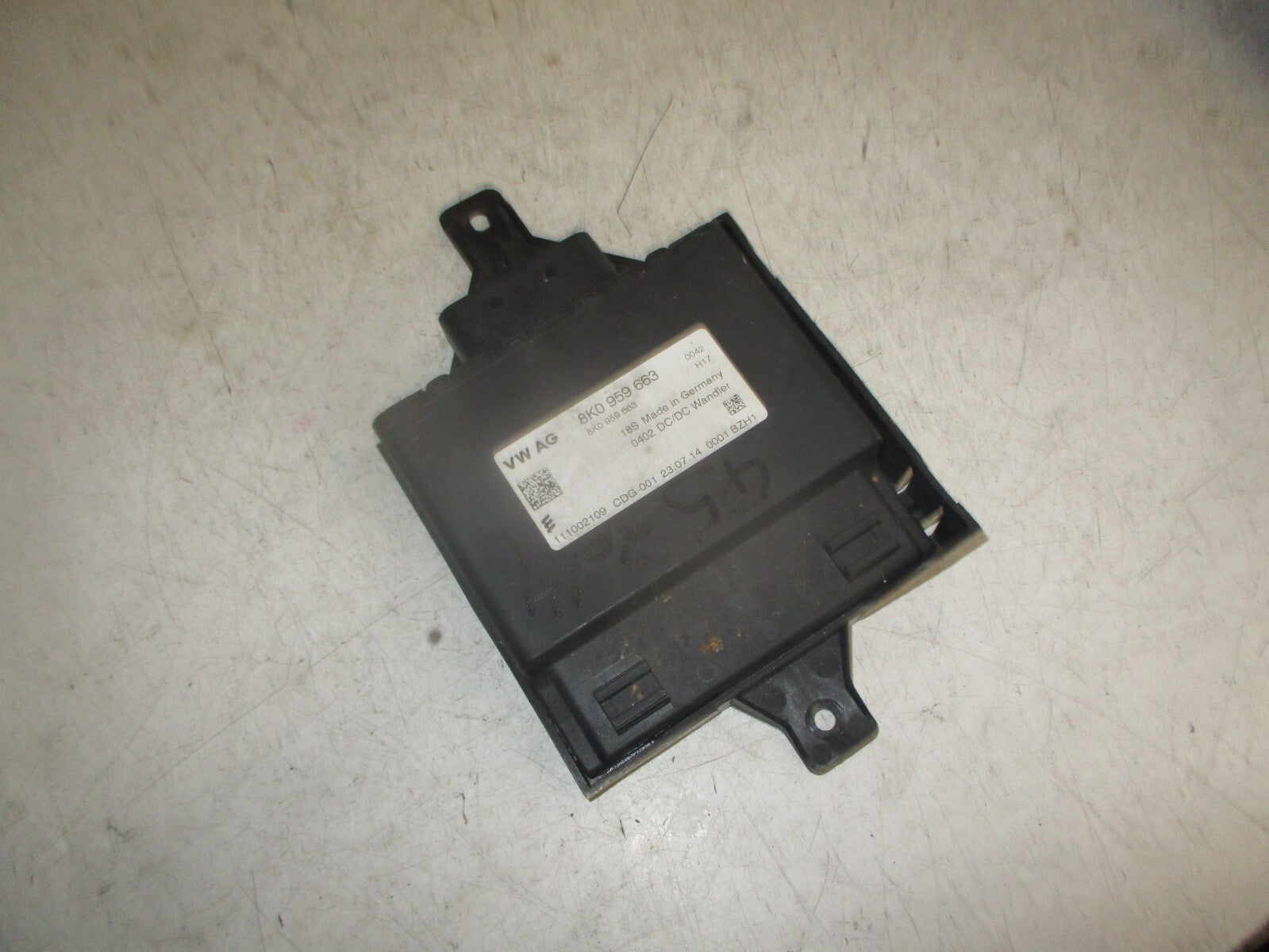 AUDI Q5 2014 VOLTAGE STABILIZER CONTROL MODULE ECU 8K0959663
