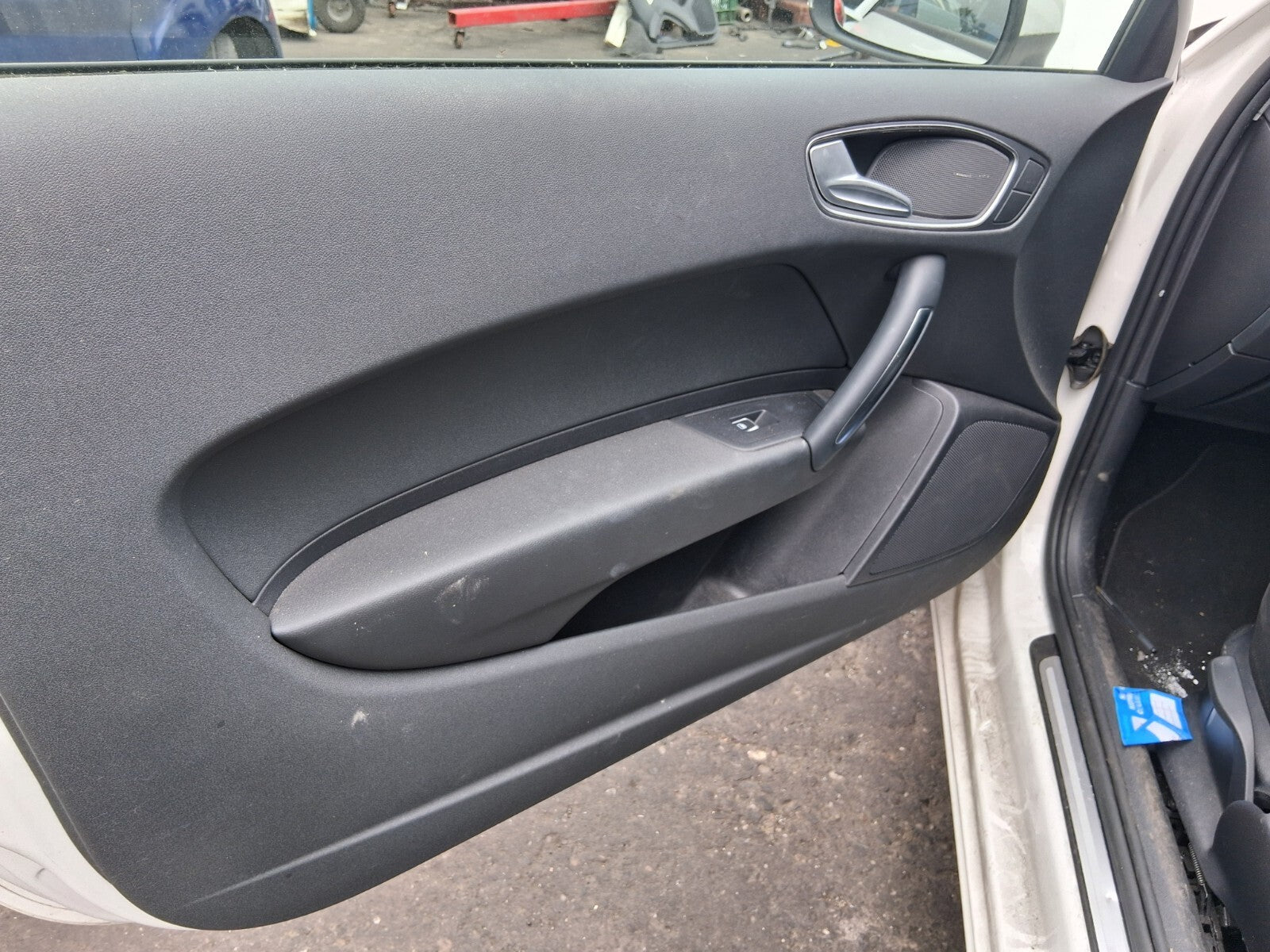 2018 AUDI A1 8X HATCHBACK NSF PASSENGER SIDE FRONT LEFT DOOR PANEL CARD