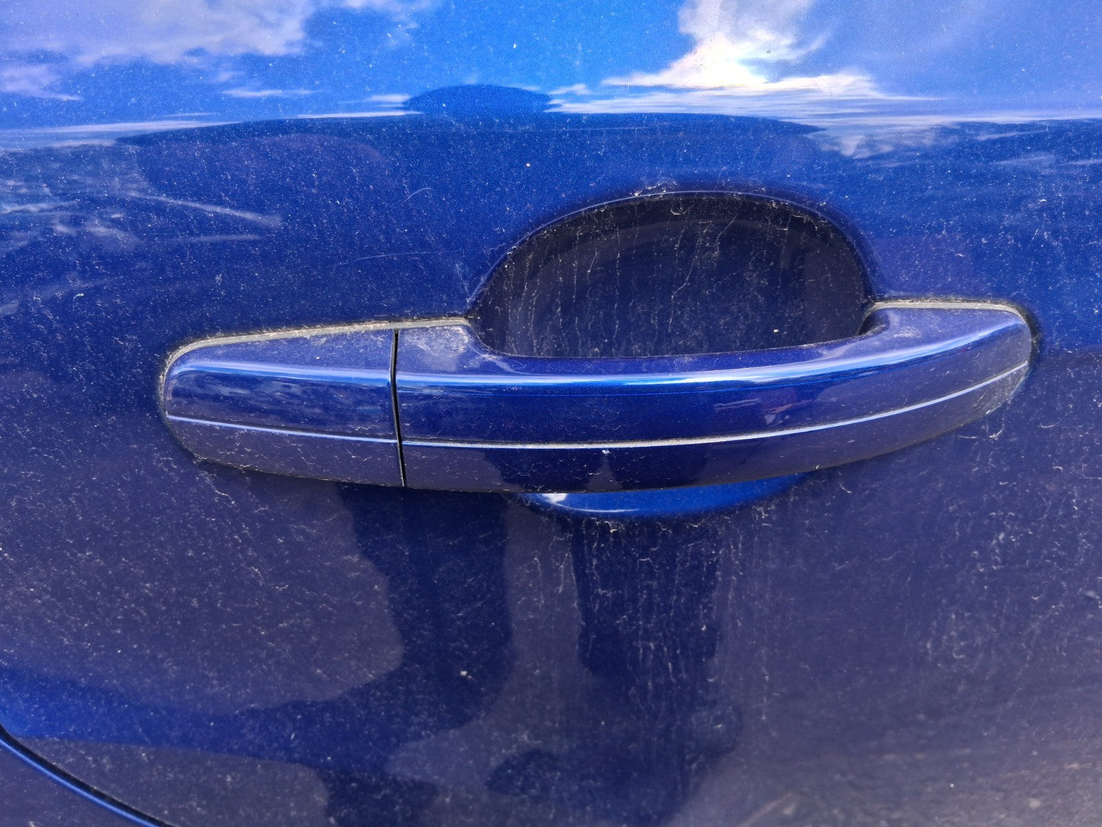2015 FORD FOCUS MK3 OSR DRIVER REAR EXTERIOR DOOR HANDLE DEEP IMPACT BLUE HF
