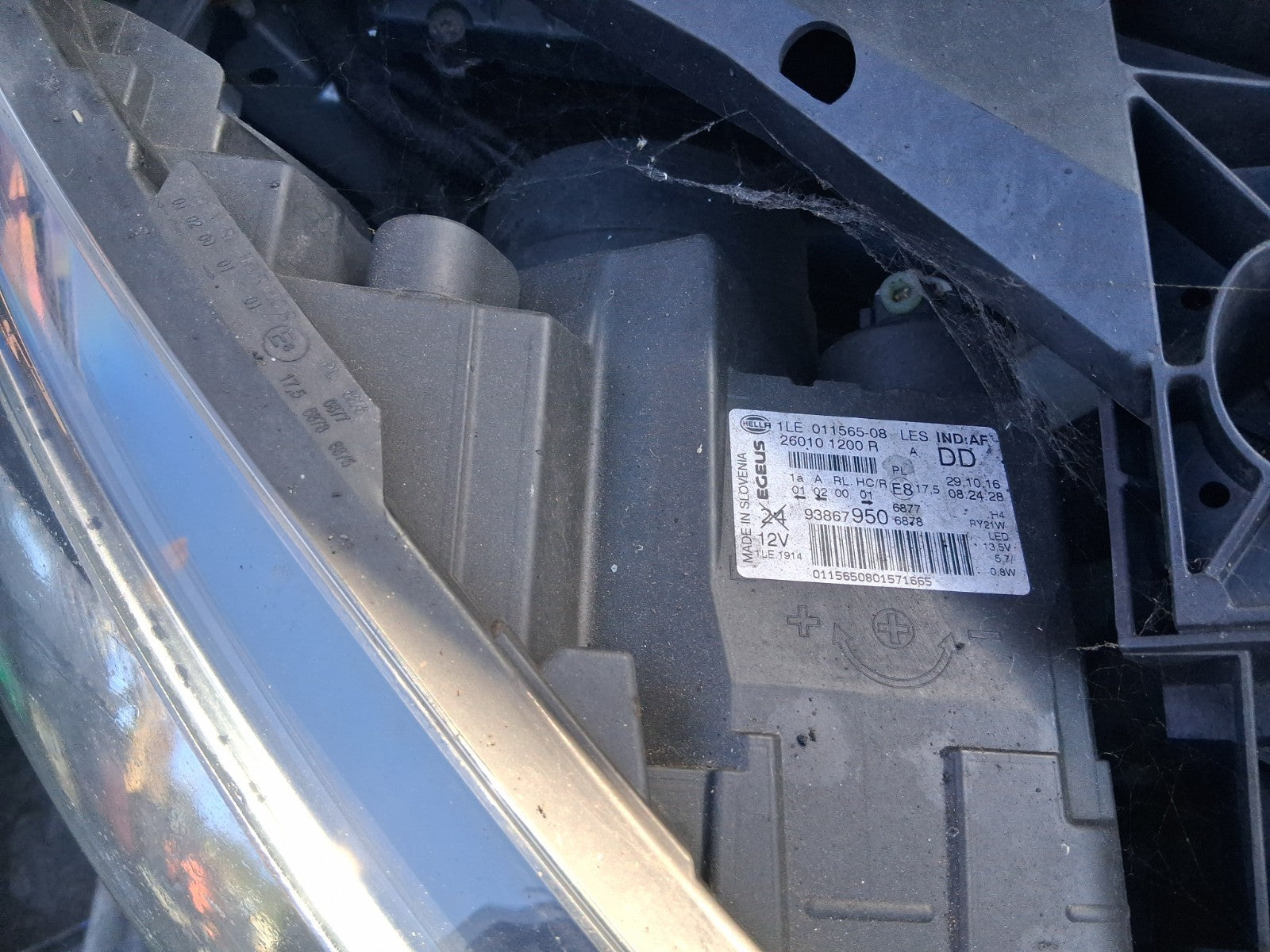 2017 VAUXHALL VIVARO MK2 OSF DRIVER SIDE FRONT RIGHT HEADLIGHT 93867950