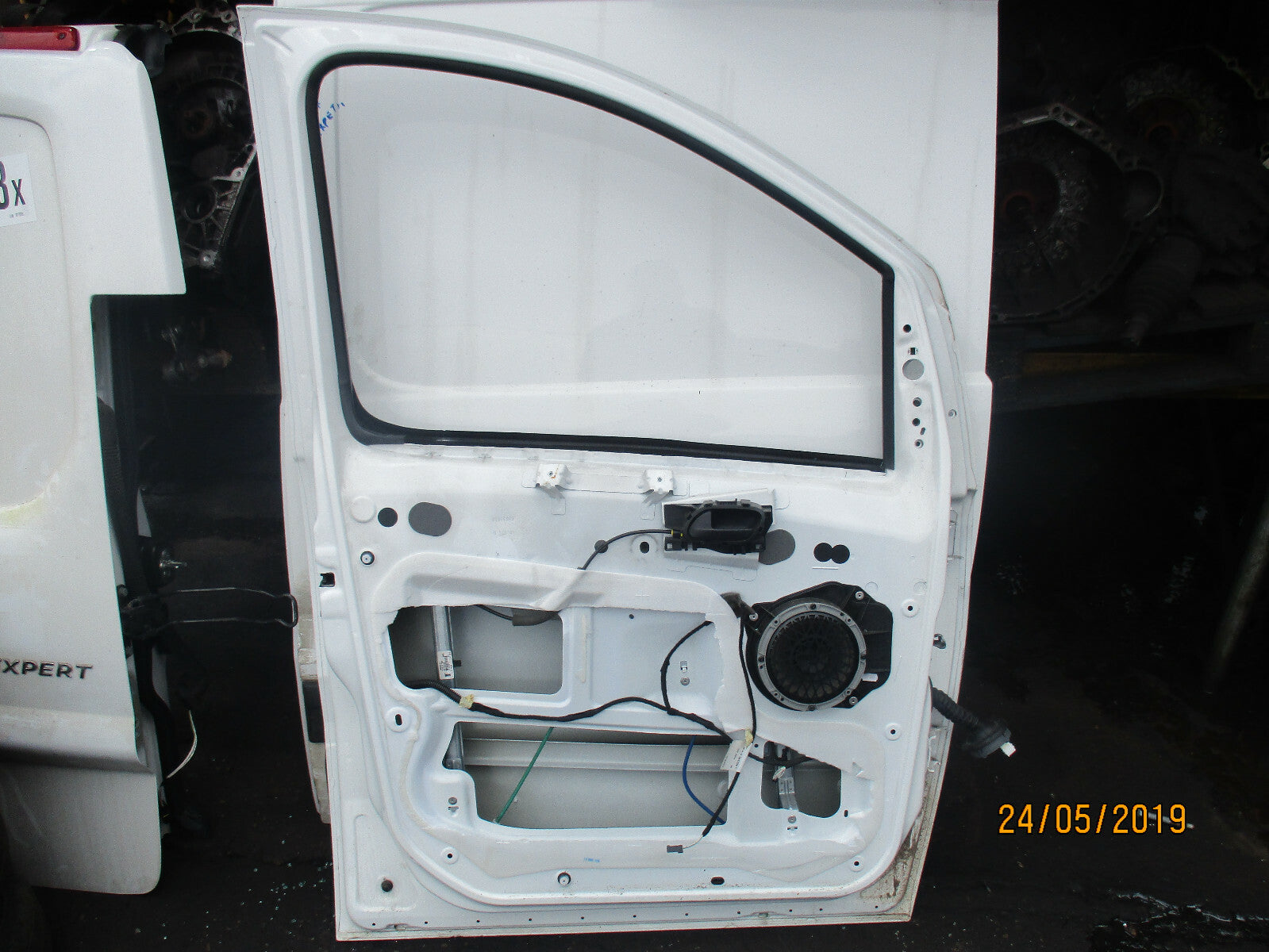 PEUGEOT EXPERT MK2 NS PASSENGER SIDE DOOR BARE