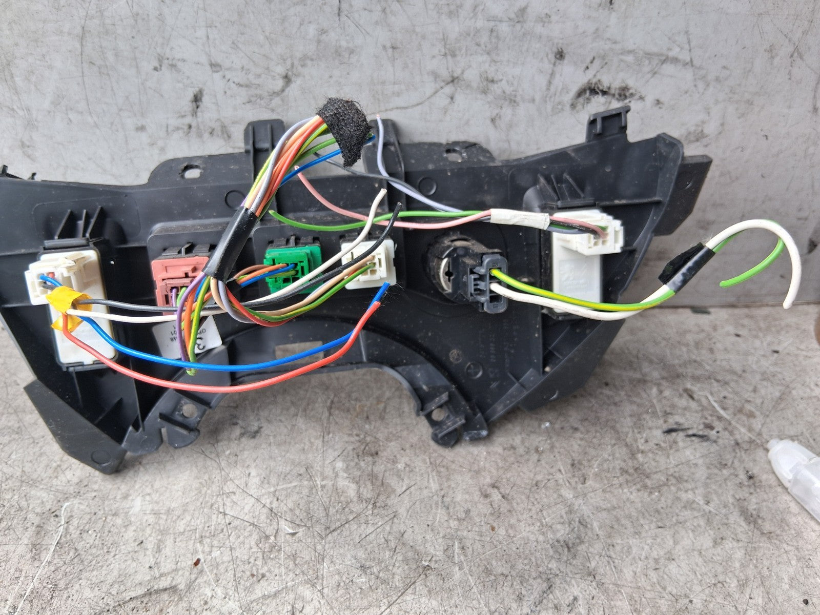 2018 CITROEN BERLINGO MK2 DASHBOARD HAZARD SWITCH MULTIPLE SWITCH 9680932177