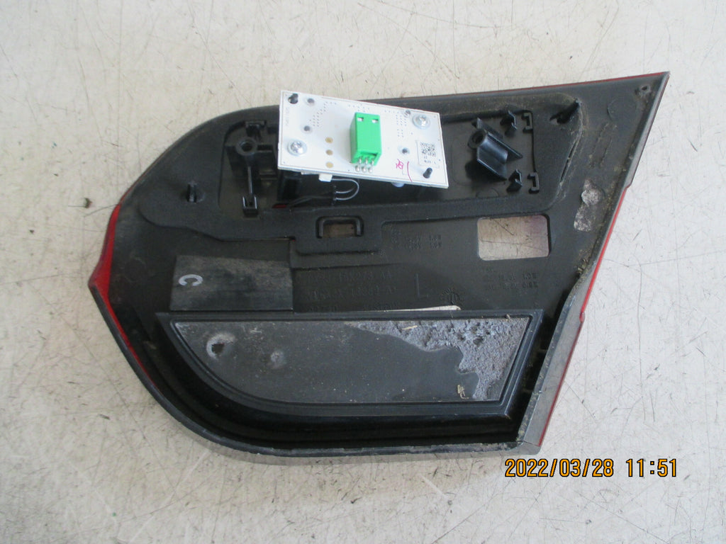 JAGUAR XF 2011 X250 FACELIFT SALOON NSR PASSENGER REAR INNER BRAKE LIGHT CLUSTER