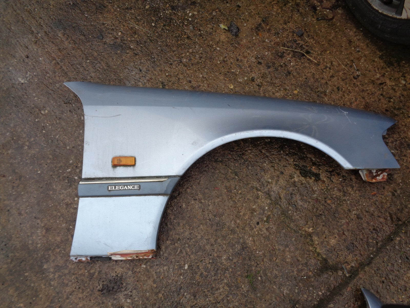MERCEDES C CLASS W202 1994 C180 OS DRIVER SIDE FRONT QUARTER WING BODY PANEL BLU