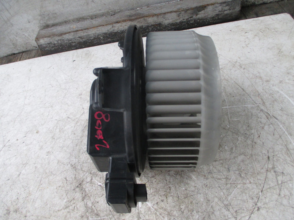 JAGUAR XF FACELIFT 2008 HEATER BLOWER MOTOR FAN UNIT AV2727005381
