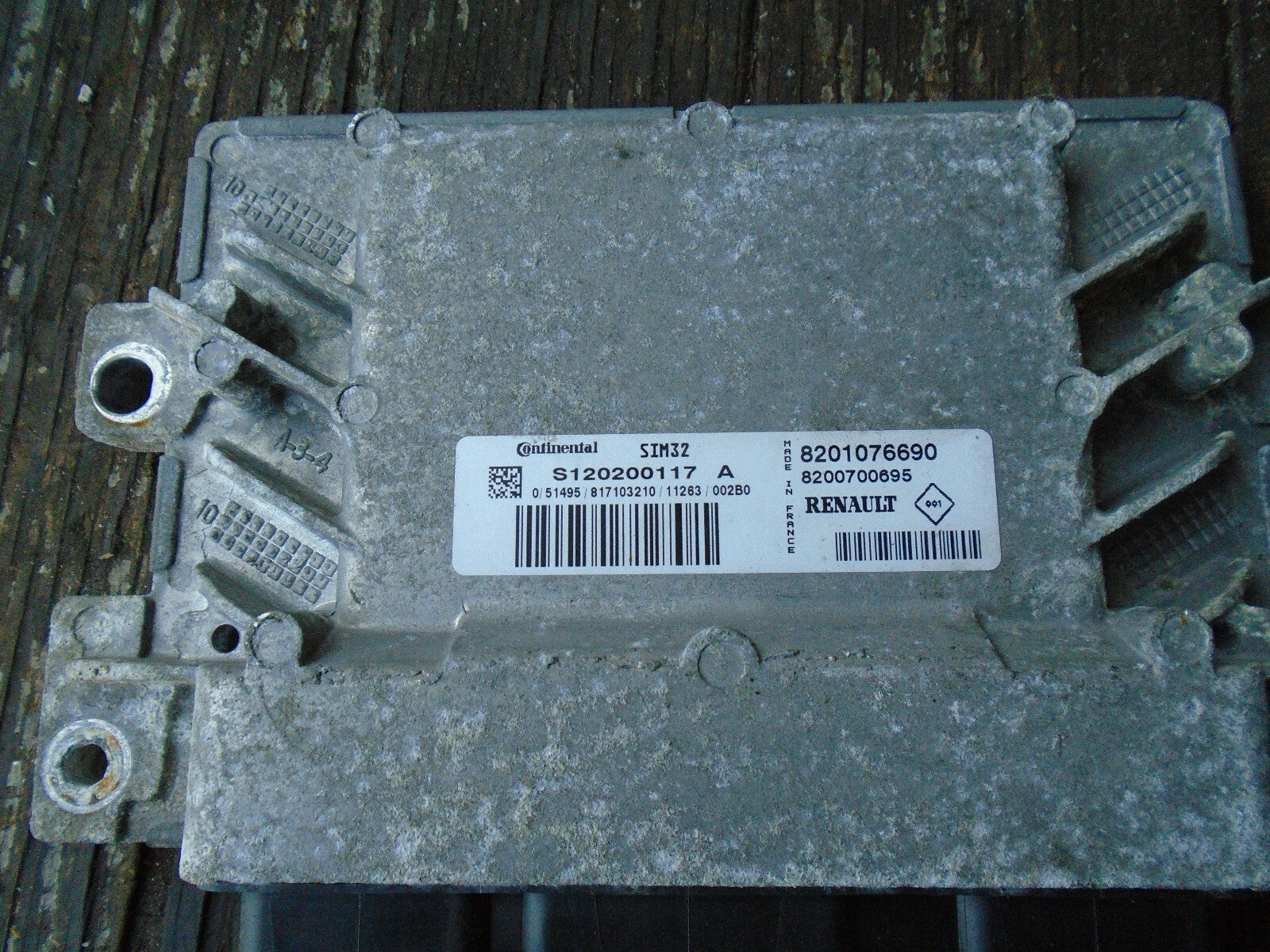 RENAULT TWINGO MK2 1.2 PETROL ECU ENGINE CONTROL MODULE UNIT 8201076690