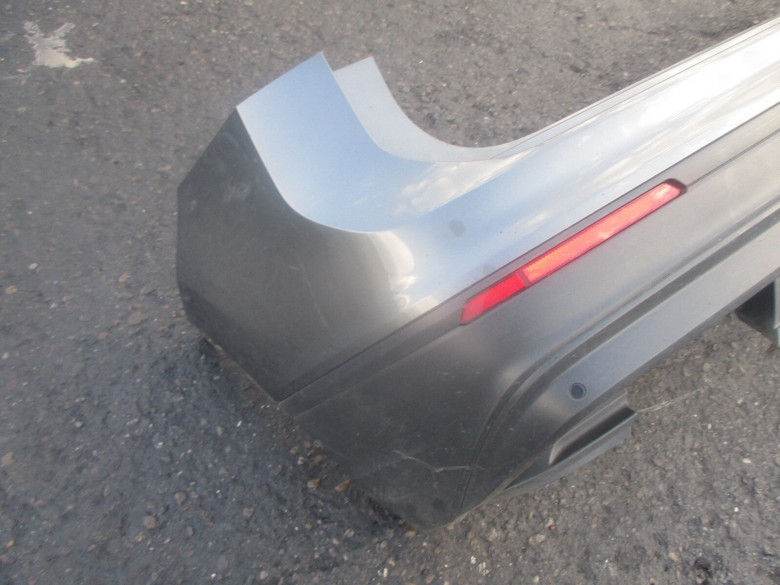 VW VOLKSWAGEN TIGUAN MK2 2016 REAR COMPLETE BUMPER PDC SENSOR GREY