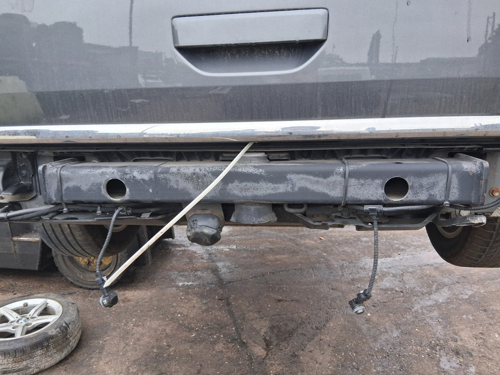 2023 VOLKSWAGEN CARAVELLE T6.1 REAR METAL TOW BAR WITH ELECTRICS 321651600001