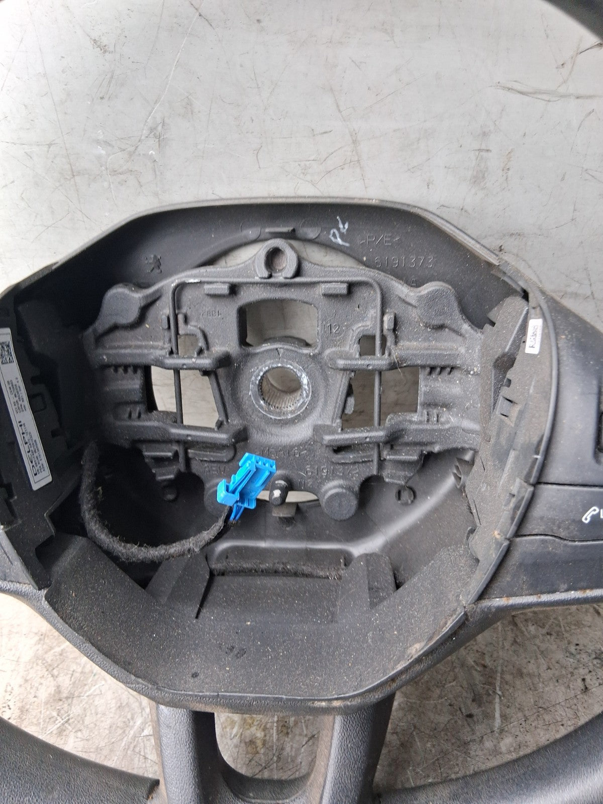 2012 PEUGEOT 208 MULTIFUNCTIONAL STEERING WHEEL BLACK 96750123ZD