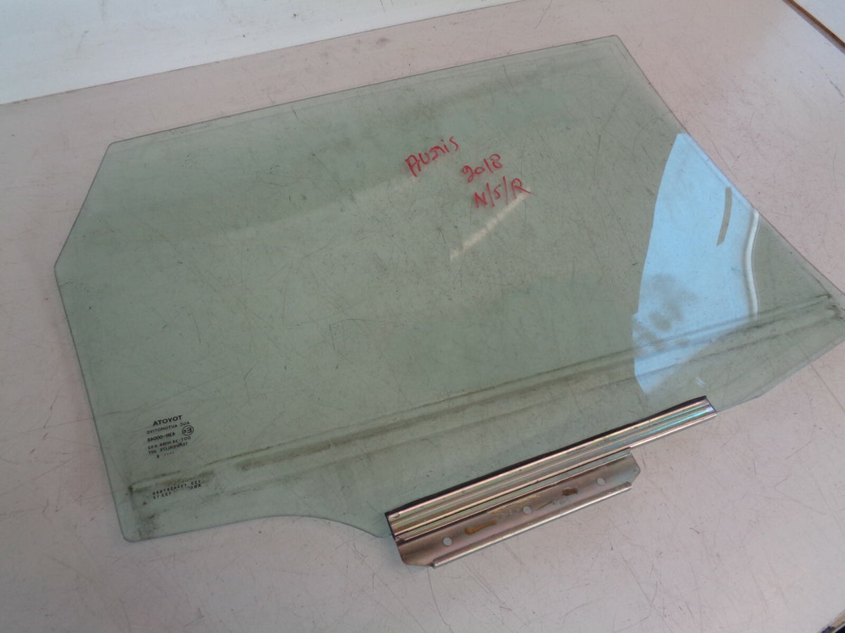 TOYOTA AURIS MK2 E180 2018 NSR PASSENGER SIDE REAR DOOR WINDOW GLASS