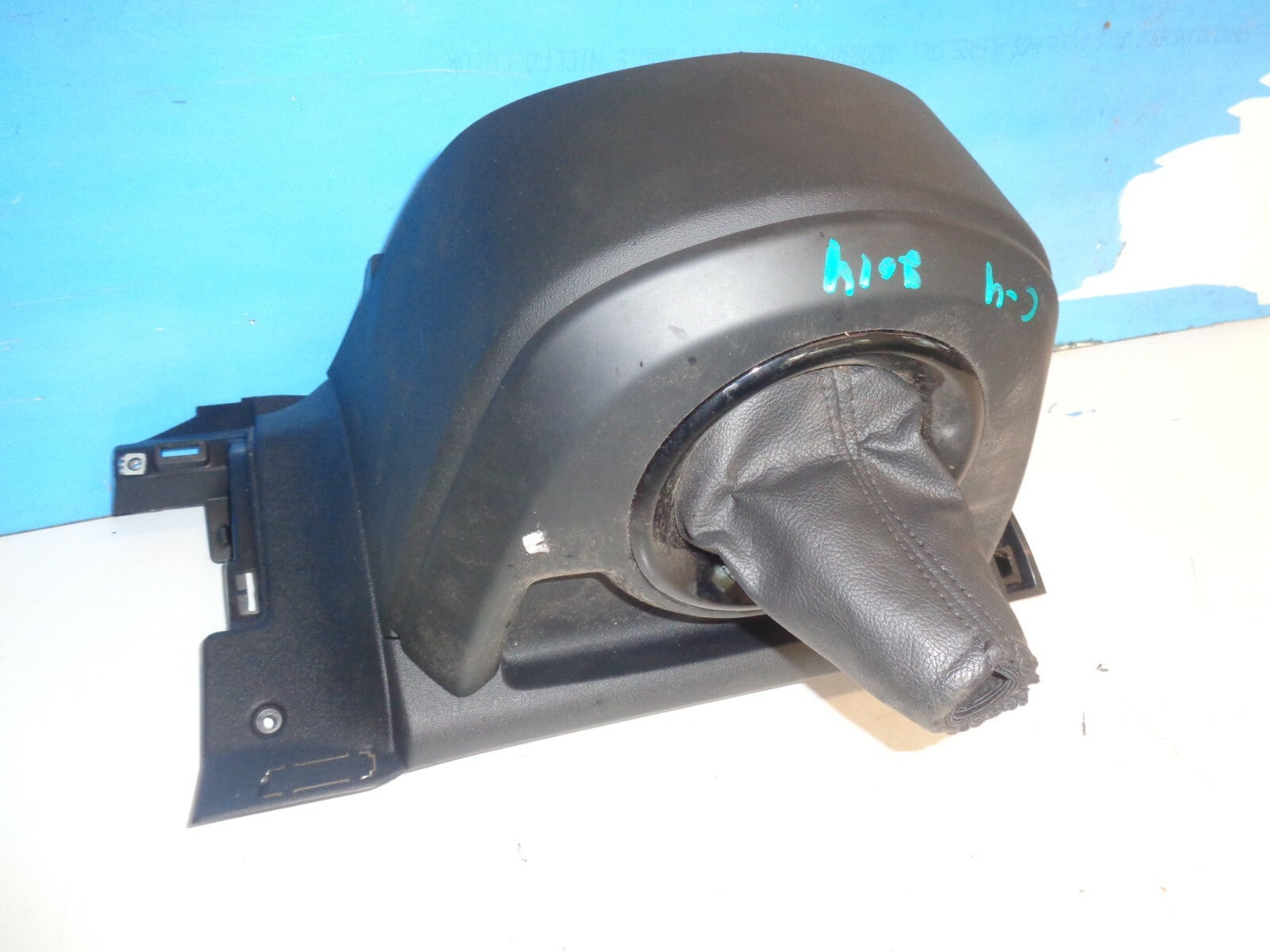 CITROEN C4 PICASSO 2014 5 DOOR GEAR STICK PANEL