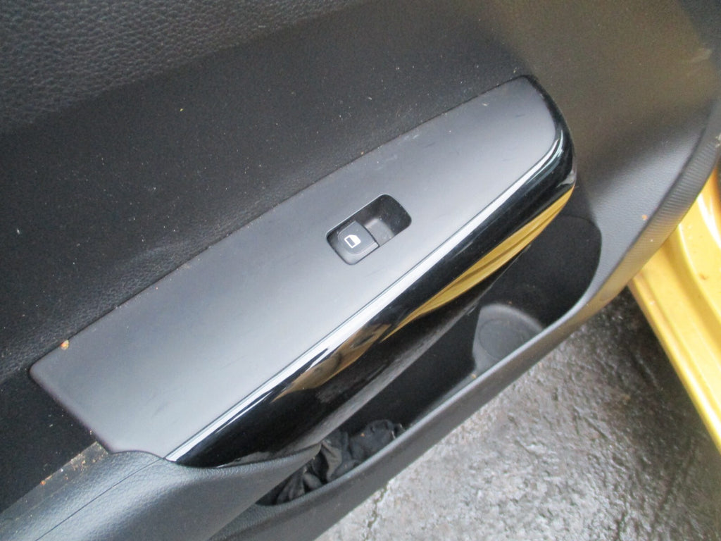 2023 KIA PICANTO MK3 JA NSF PASSENGER SIDE FRONT WINDOW SWITCH
