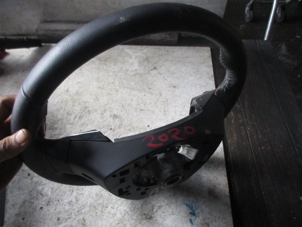 MITSUBISHI ASX 2020 FACELIFT 3 SPOKE LEATHER MULTIFUNCTION STEERING WHEEL SWITCH
