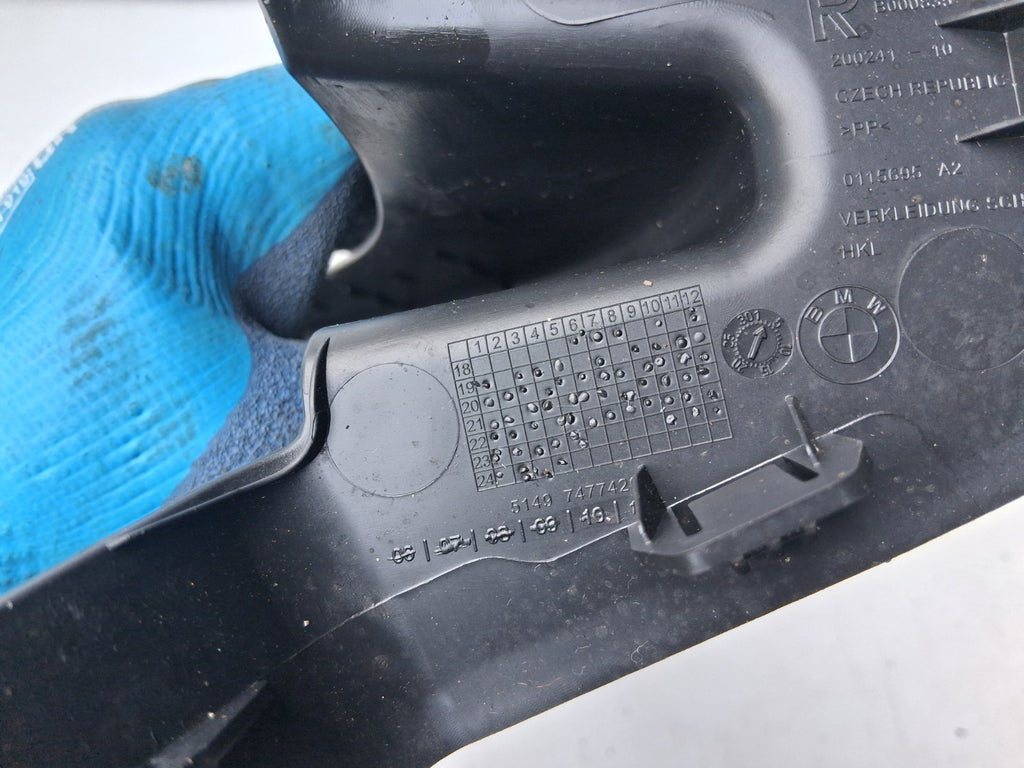 2024 BMW 2 SERIES F44 COUPE TAILGATE BOOTLID INTERIOR LEFT REAR TRIM 0115695
