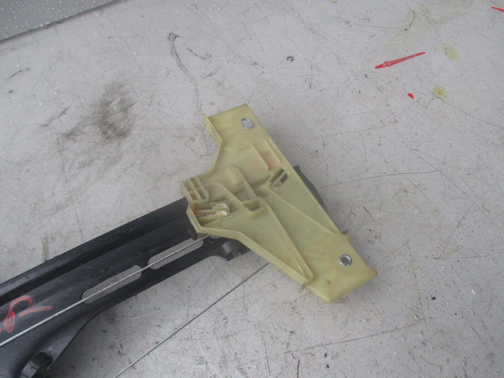 CITROEN C4 PICASSO 2013 OSR REAR DOOR WINDOW REGULATOR & MOTOR  9825709880